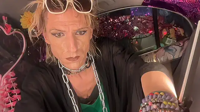 Snapshot of TgirlBrat chatting on 19, 6, 2026 TgirlBrat online show from 19, 6, 2026