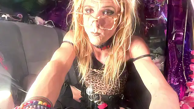 Snapshot of TgirlBrat chatting on 20, 6, 2026 TgirlBrat online show from 20, 6, 2026