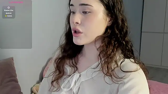 ChloeBlisss online show from 21, 4, 2026