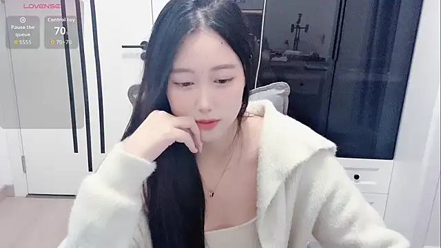 Snapshot of secret-sese chatting on 23, 4, 2026 secret-sese online show from 23, 4, 2026