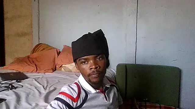 Snapshot of Nkazimulz chatting on 18, 7, 2026 Nkazimulz online show from 18, 7, 2026