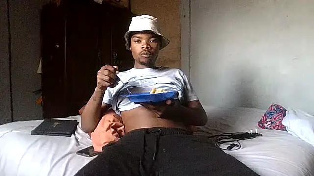 Snapshot of Nkazimulz chatting on 8, 8, 2026 Nkazimulz online show from 8, 8, 2026