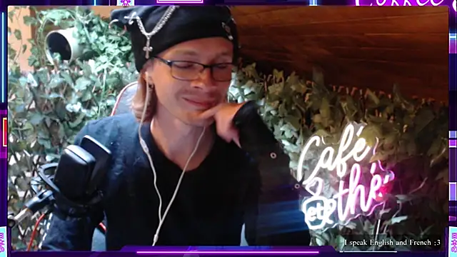 Snapshot of SkinnyAlex1312 chatting on 14, 4, 2026 SkinnyAlex1312 online show from 14, 4, 2026