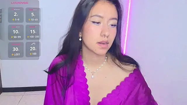 chloe-disire online show from 4, 6, 2026
