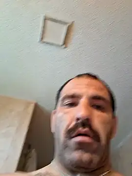 Snapshot of fitguy4u chatting on 12, 5, 2026 fitguy4u online show from 12, 5, 2026