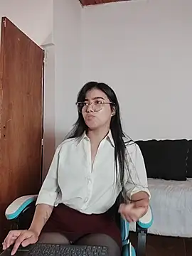 Iam eli09 online show from 21, 4, 2026