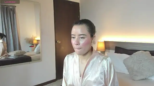 Snapshot of Migatica_johnson12 chatting on 1, 7, 2026 Migatica johnson12 online show from 1, 7, 2026