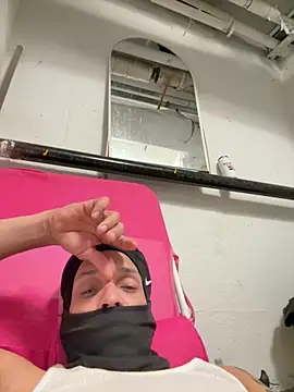 Thurealsexy online show from 9, 4, 2026