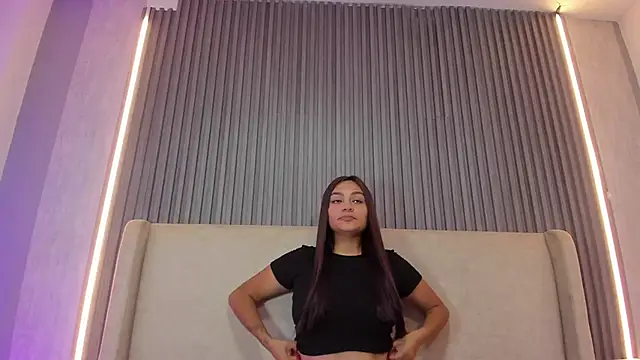 MilyClem online show from 15, 4, 2026