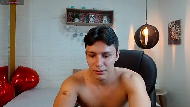 Snapshot of Zayn_clausen chatting on 14, 4, 2026 Zayn clausen online show from 14, 4, 2026