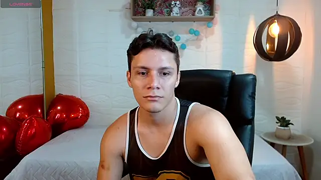 Snapshot of Zayn_clausen chatting on 15, 4, 2026 Zayn clausen online show from 15, 4, 2026