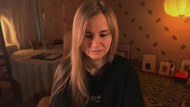 MiaSparkes online show from 29, 5, 2026