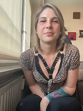 RealLadyDianna online show from 21, 4, 2026