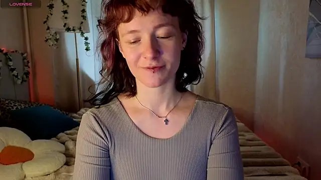 Ricki Bloom online show from 11, 5, 2026