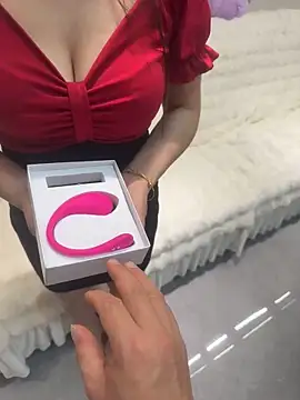 tanhua002 online show from 12, 4, 2026