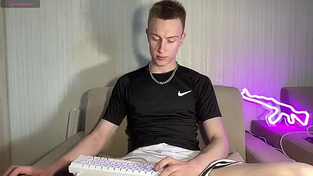 Travis Gracile online show from 1, 6, 2026