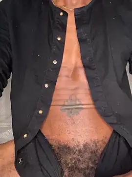 Snapshot of Mrhandsomeazz chatting on 13, 5, 2026 Mrhandsomeazz online show from 13, 5, 2026