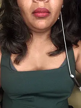 Snapshot of ur_love_kannada1 chatting on 2, 5, 2026 ur love kannada1 online show from 2, 5, 2026