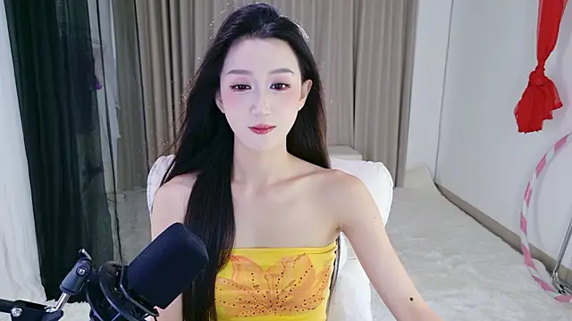 Dancing-CoCo-Pro online show from 18, 4, 2026