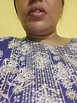 Snapshot of Monika_telugu_queen chatting on 7, 7, 2026 Monika telugu queen online show from 7, 7, 2026