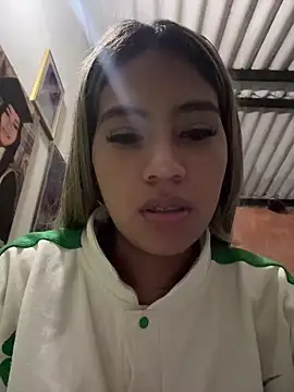 Snapshot of Kimmiebellarie chatting on 7, 6, 2026 Kimmiebellarie online show from 7, 6, 2026
