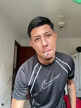 Snapshot of lohan769 chatting on 28, 5, 2026 lohan769 online show from 28, 5, 2026
