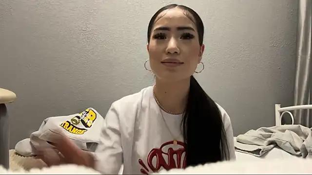 YukkiBones online show from 18, 4, 2026