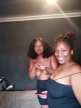 Chubbygoddess123 online show from 15, 4, 2026