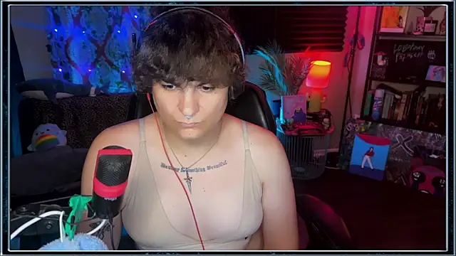 Snapshot of lobotomyprincess chatting on 2, 5, 2026 lobotomyprincess online show from 2, 5, 2026