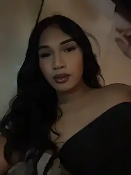 slutty aki online show from 4, 6, 2026