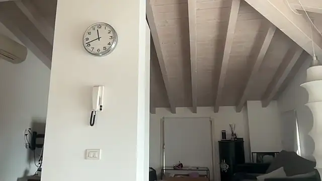 Snapshot of Mach3t3 chatting on 15, 4, 2026 Mach3t3 online show from 15, 4, 2026