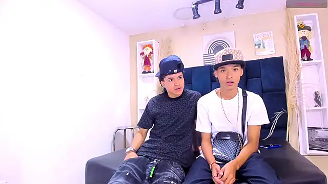 Marc and Anthony online show from 11, 4, 2026