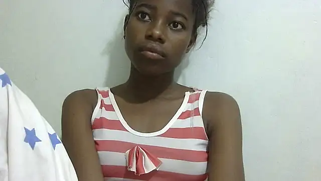 Snapshot of Rerpuss1 chatting on 7, 6, 2026 Rerpuss1 online show from 7, 6, 2026