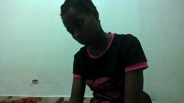 Snapshot of Rerpuss1 chatting on 14, 7, 2026 Rerpuss1 online show from 14, 7, 2026