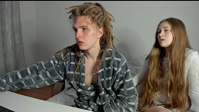 SurfSexCouple1 online show from 15, 5, 2026