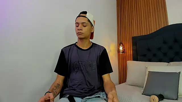 Snapshot of Axel_marcus chatting on 4, 5, 2026 Axel marcus online show from 4, 5, 2026