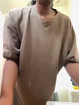 Snapshot of MsSexy2u chatting on 13, 4, 2026 MsSexy2u online show from 13, 4, 2026