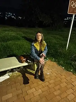 VALELUXX online show from 24, 6, 2026