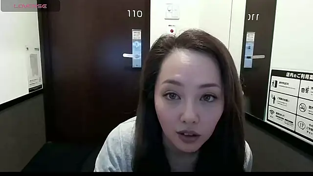 Snapshot of Yuu_jpn chatting on 28, 4, 2026 Yuu jpn online show from 28, 4, 2026