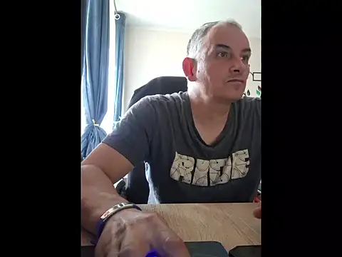 Snapshot of Piotr481 chatting on 4, 7, 2026 Piotr481 online show from 4, 7, 2026