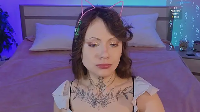 EricaMoonn online show from 26, 4, 2026