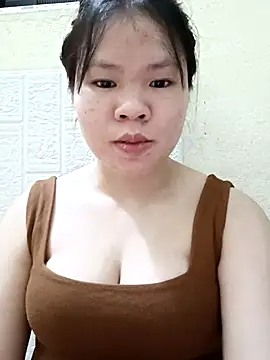 Snapshot of Seraphinahh chatting on 17, 4, 2026 Seraphinahh online show from 17, 4, 2026