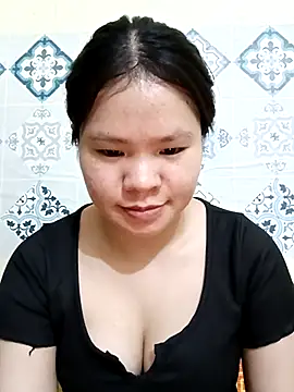 Snapshot of Seraphinahh chatting on 7, 5, 2026 Seraphinahh online show from 7, 5, 2026