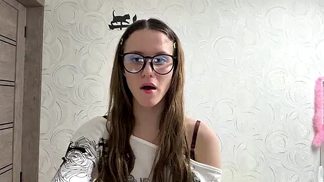 NIkaSarling13 online show from 17, 4, 2026