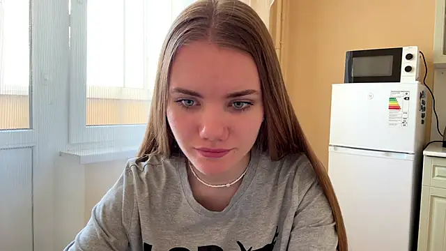 doana bebriti online show from 3, 6, 2026