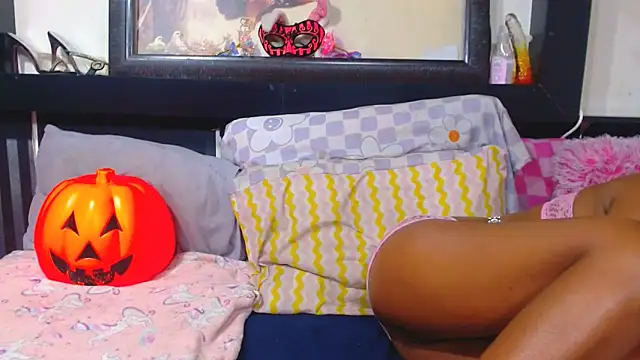 Snapshot of YoungBarbiexx chatting on 11, 6, 2026 YoungBarbiexx online show from 11, 6, 2026