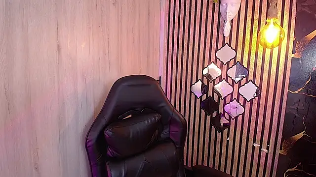 Atenea Red online show from 25, 6, 2026