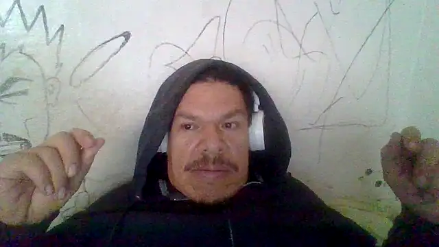 Snapshot of Oskr2024XXX chatting on 19, 11, 2025 Oskr2024XXX online show from 19, 11, 2025