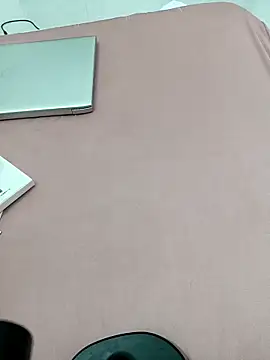 Labury online show from 15, 4, 2026