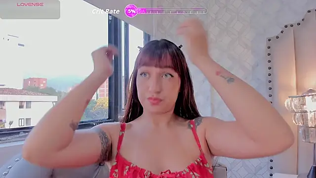 Snapshot of katherine_glow chatting on 12, 5, 2026 katherine glow online show from 12, 5, 2026